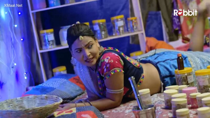 Thumbnail No 9 from Amrapali S1 Episode 3.