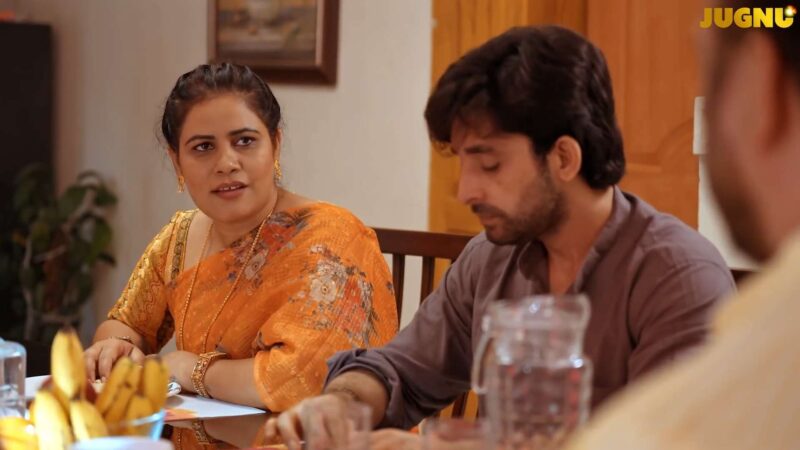 Thumbnail No 3 from Bahu Ka Pahredaar Episode 11 Video.